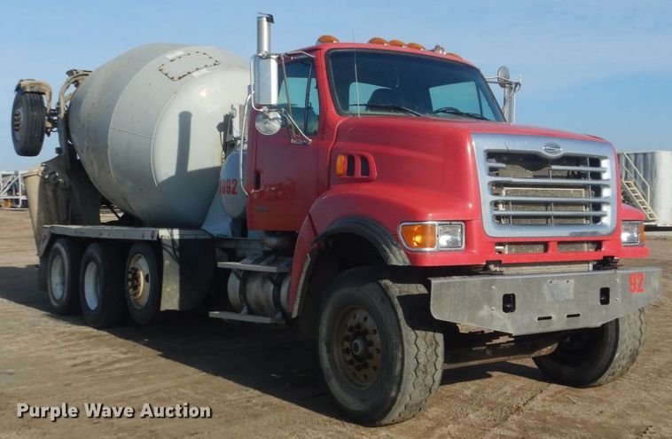 image for item HE9661 2007 Sterling LT9511  ready mix truck