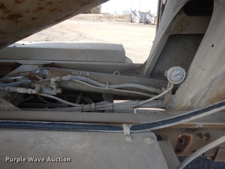 image for item HE9661 2007 Sterling LT9511  ready mix truck