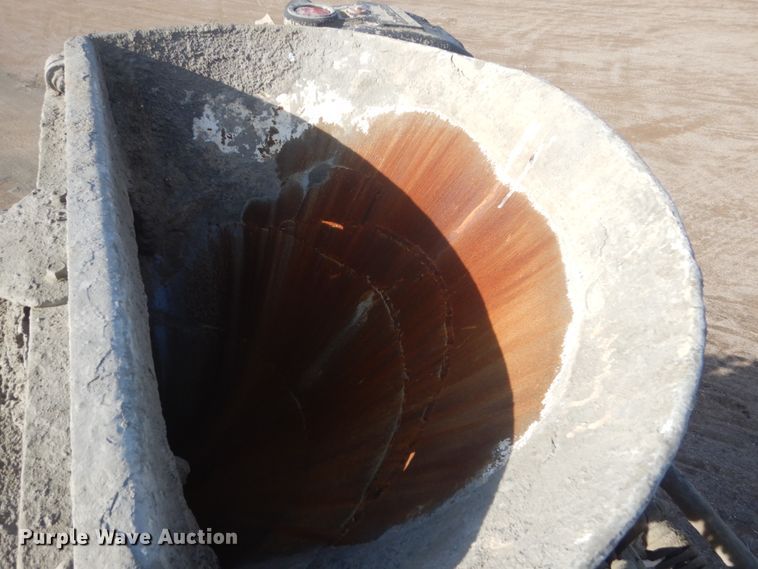 image for item HE9661 2007 Sterling LT9511  ready mix truck