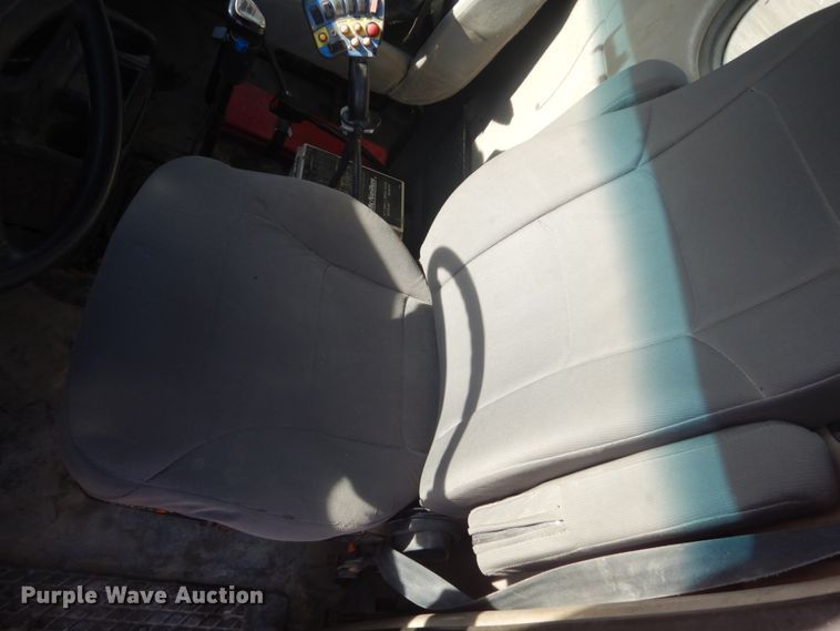 image for item HE9661 2007 Sterling LT9511  ready mix truck