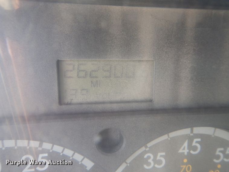 image for item HE9661 2007 Sterling LT9511  ready mix truck