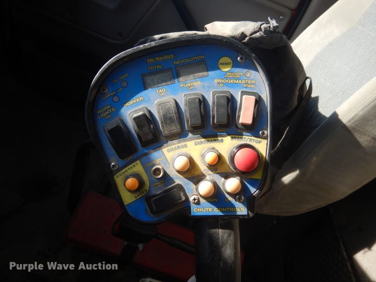 image for item HE9661 2007 Sterling LT9511  ready mix truck