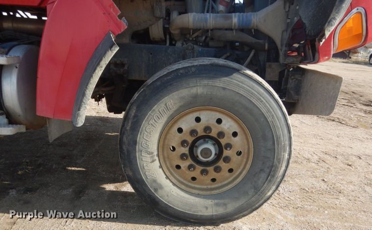 image for item HE9661 2007 Sterling LT9511  ready mix truck