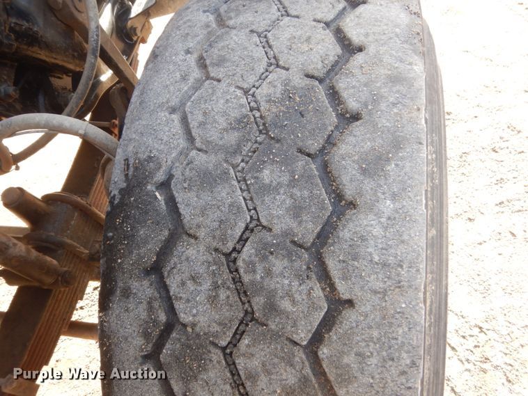 image for item HE9661 2007 Sterling LT9511  ready mix truck