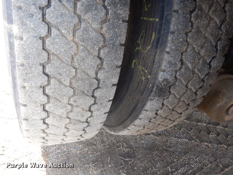 image for item HE9661 2007 Sterling LT9511  ready mix truck