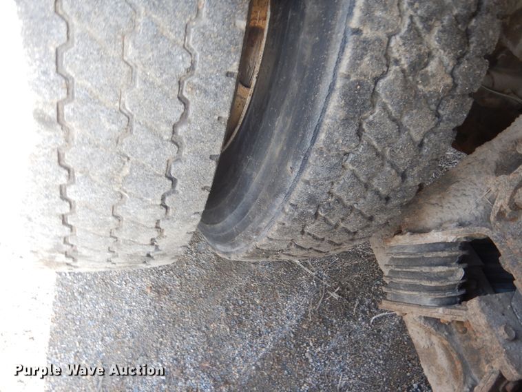 image for item HE9661 2007 Sterling LT9511  ready mix truck