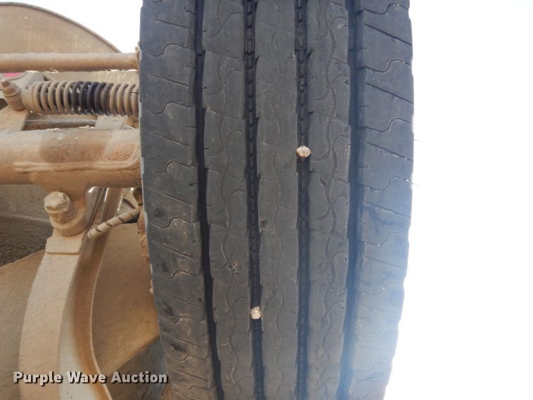 image for item HE9661 2007 Sterling LT9511  ready mix truck