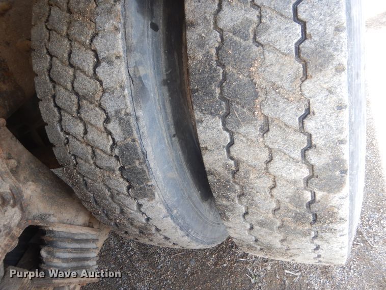 image for item HE9661 2007 Sterling LT9511  ready mix truck