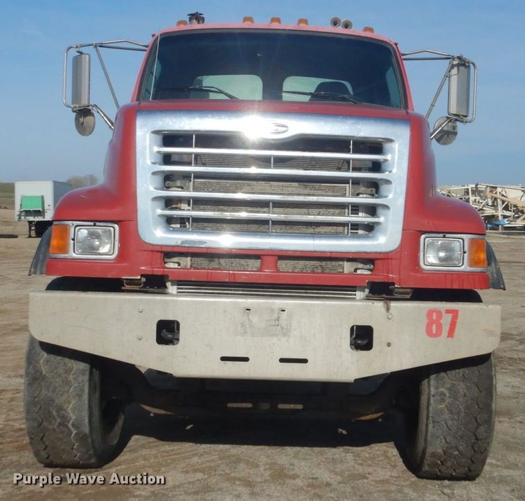 image for item HE9662 2007 Sterling LT9511  ready mix truck