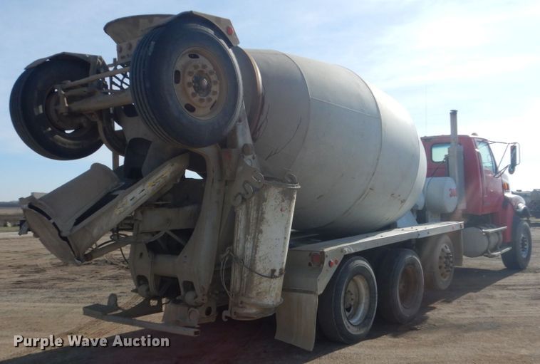 image for item HE9662 2007 Sterling LT9511  ready mix truck