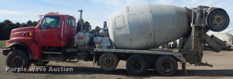 image for item HE9662 2007 Sterling LT9511  ready mix truck