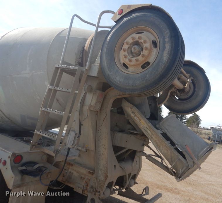 image for item HE9662 2007 Sterling LT9511  ready mix truck