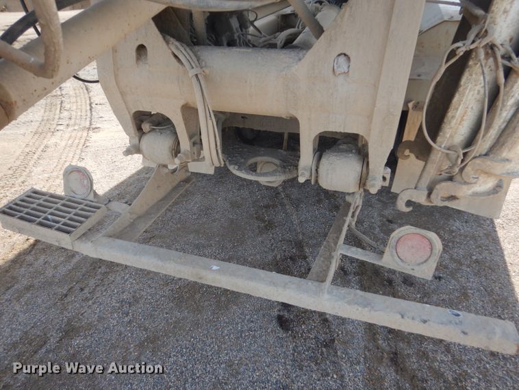 image for item HE9662 2007 Sterling LT9511  ready mix truck