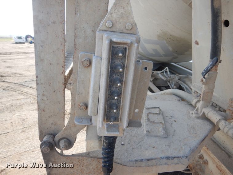 image for item HE9662 2007 Sterling LT9511  ready mix truck