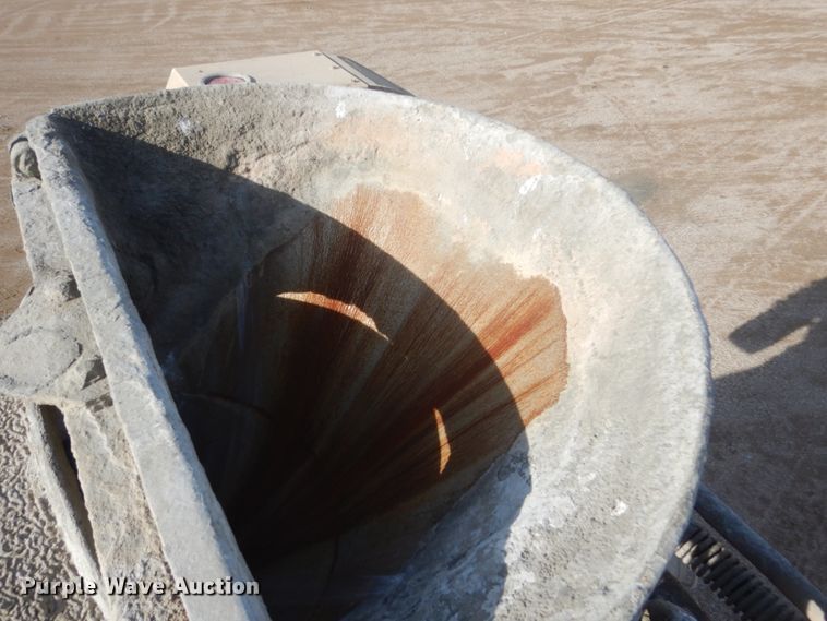 image for item HE9662 2007 Sterling LT9511  ready mix truck