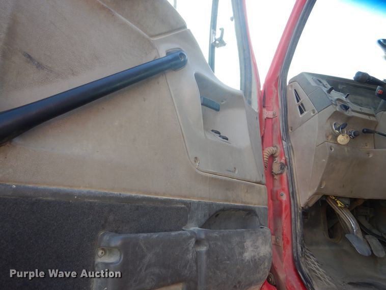 image for item HE9662 2007 Sterling LT9511  ready mix truck