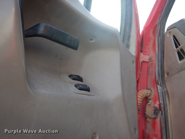 image for item HE9662 2007 Sterling LT9511  ready mix truck