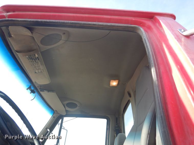 image for item HE9662 2007 Sterling LT9511  ready mix truck