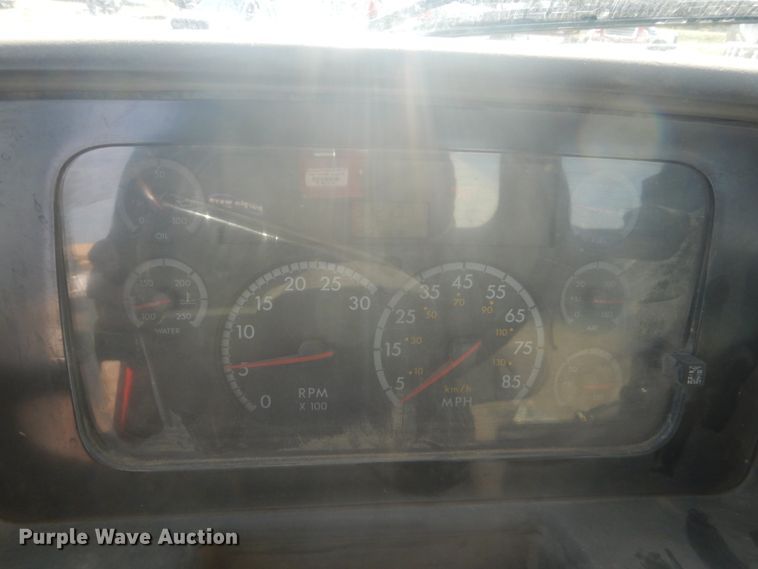 image for item HE9662 2007 Sterling LT9511  ready mix truck