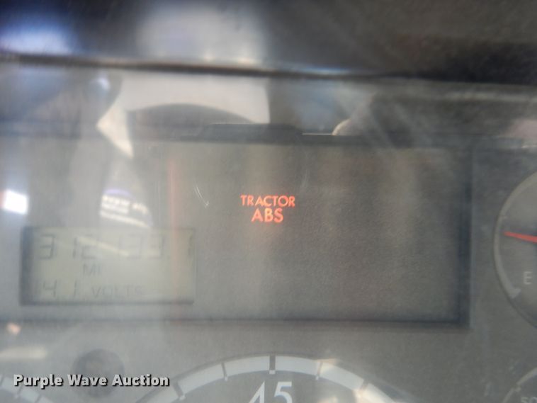 image for item HE9662 2007 Sterling LT9511  ready mix truck