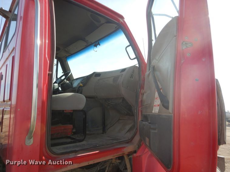 image for item HE9662 2007 Sterling LT9511  ready mix truck