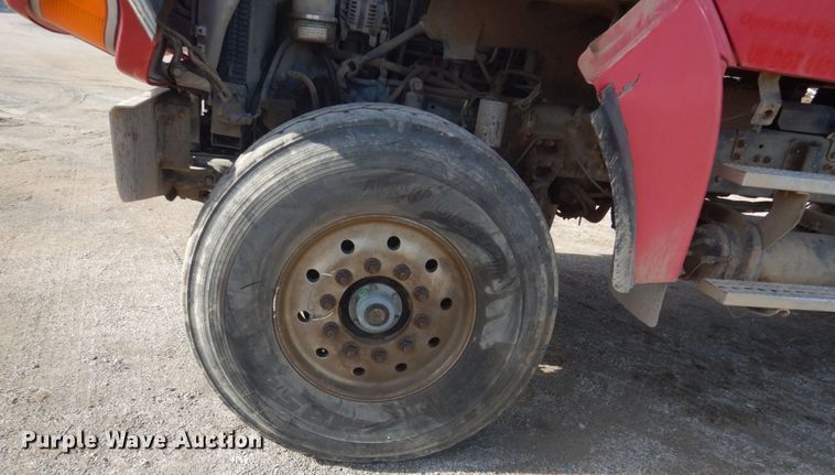 image for item HE9662 2007 Sterling LT9511  ready mix truck