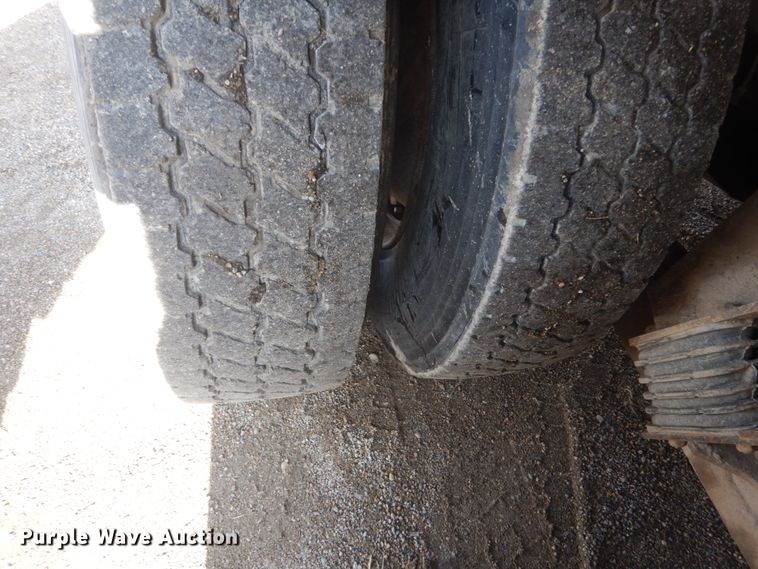 image for item HE9662 2007 Sterling LT9511  ready mix truck