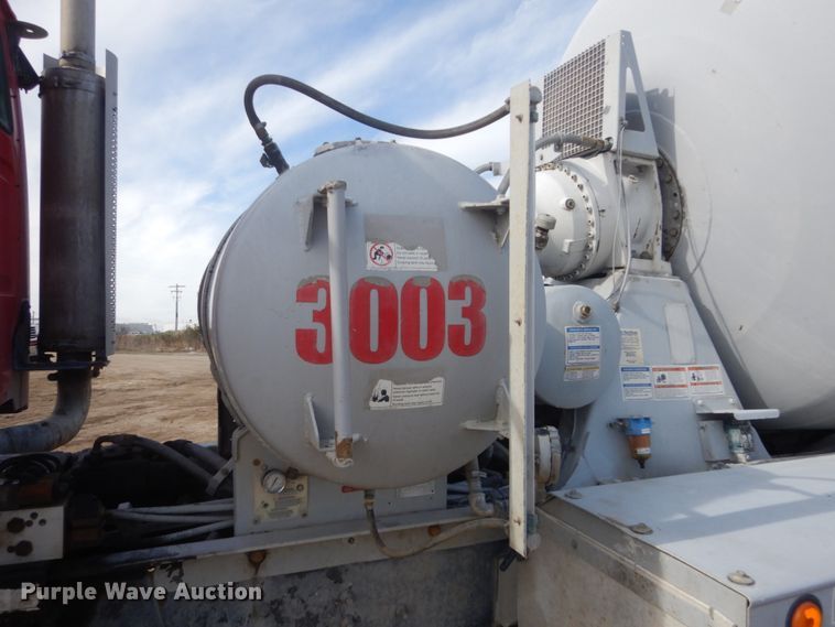 image for item HE9663 2003 Sterling LT9511  ready mix truck