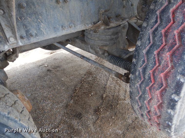 image for item HE9663 2003 Sterling LT9511  ready mix truck