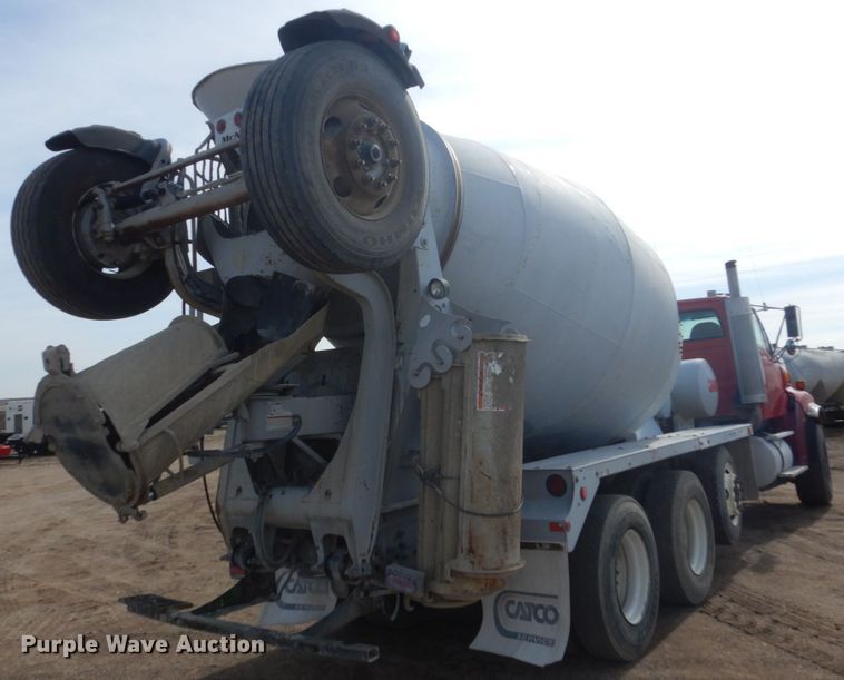 image for item HE9663 2003 Sterling LT9511  ready mix truck