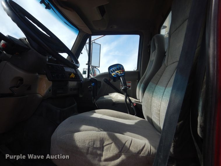 image for item HE9663 2003 Sterling LT9511  ready mix truck