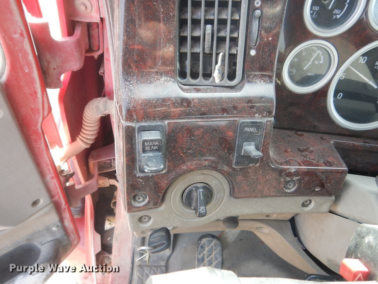 image for item HE9663 2003 Sterling LT9511  ready mix truck