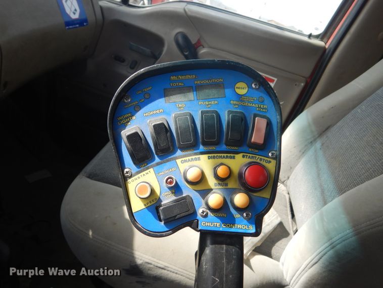 image for item HE9663 2003 Sterling LT9511  ready mix truck