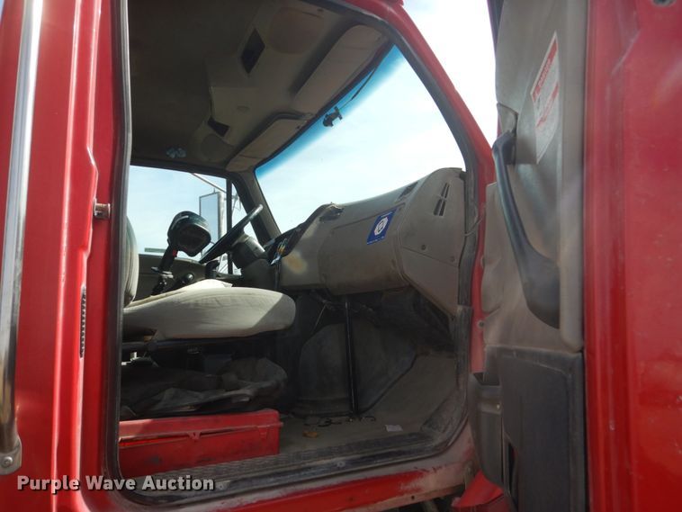 image for item HE9663 2003 Sterling LT9511  ready mix truck