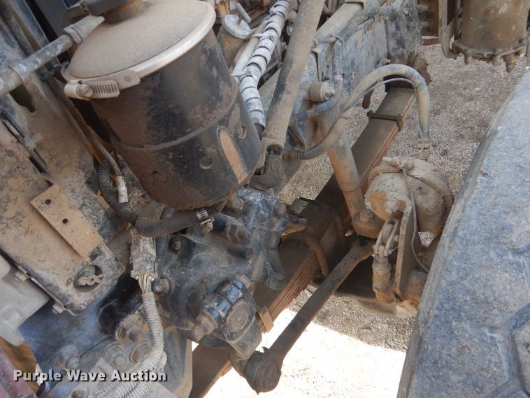 image for item HE9663 2003 Sterling LT9511  ready mix truck