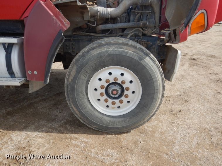 image for item HE9663 2003 Sterling LT9511  ready mix truck