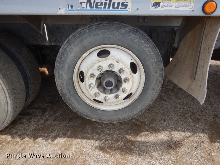 image for item HE9663 2003 Sterling LT9511  ready mix truck