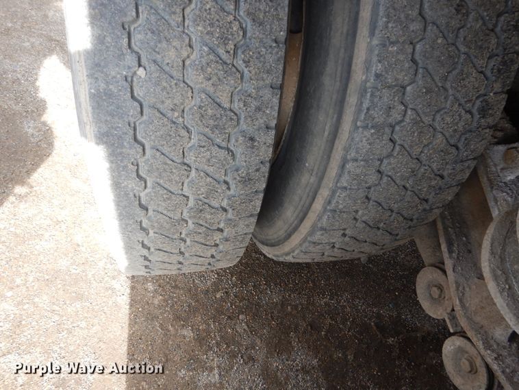 image for item HE9663 2003 Sterling LT9511  ready mix truck