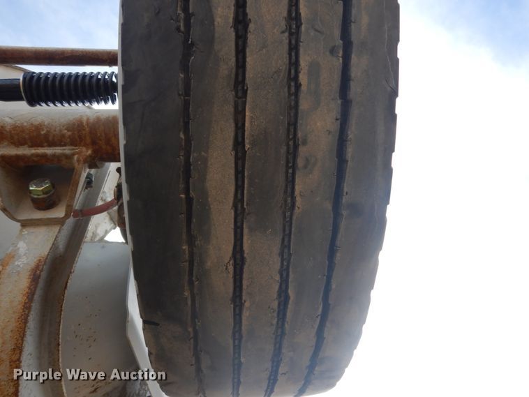 image for item HE9663 2003 Sterling LT9511  ready mix truck