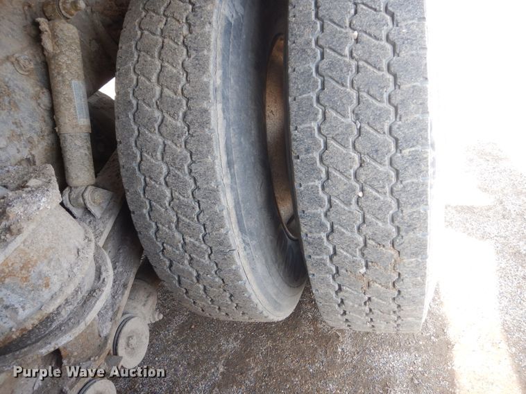 image for item HE9663 2003 Sterling LT9511  ready mix truck