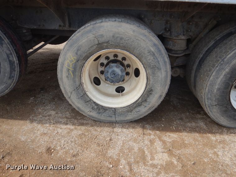 image for item HE9663 2003 Sterling LT9511  ready mix truck