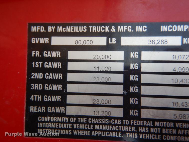 image for item HE9663 2003 Sterling LT9511  ready mix truck