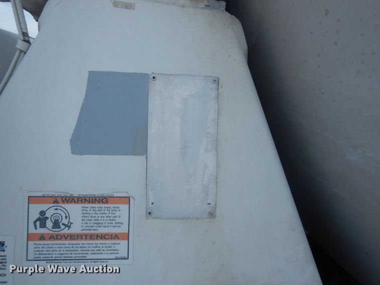 image for item HE9665 2007 Sterling LT9511  ready mix truck