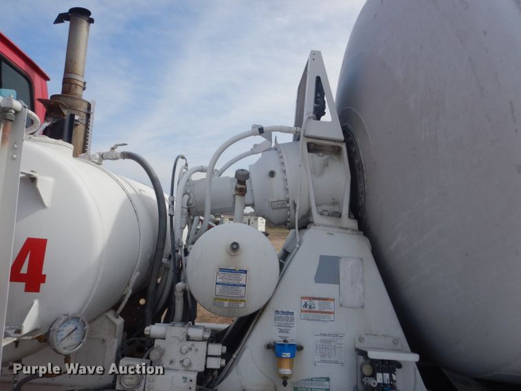 image for item HE9665 2007 Sterling LT9511  ready mix truck