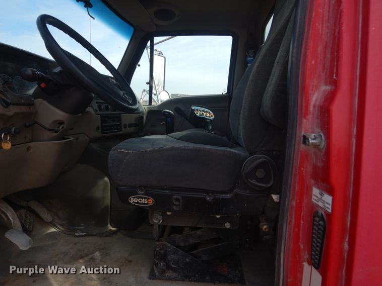 image for item HE9665 2007 Sterling LT9511  ready mix truck