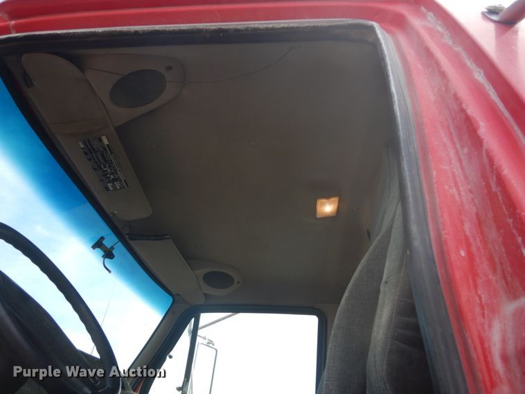 image for item HE9665 2007 Sterling LT9511  ready mix truck