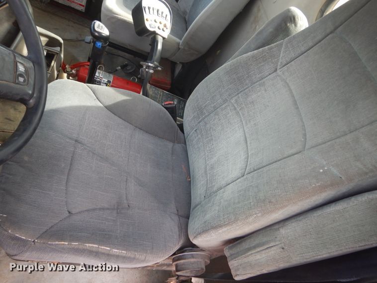 image for item HE9665 2007 Sterling LT9511  ready mix truck