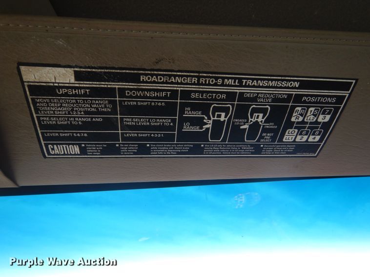 image for item HE9665 2007 Sterling LT9511  ready mix truck