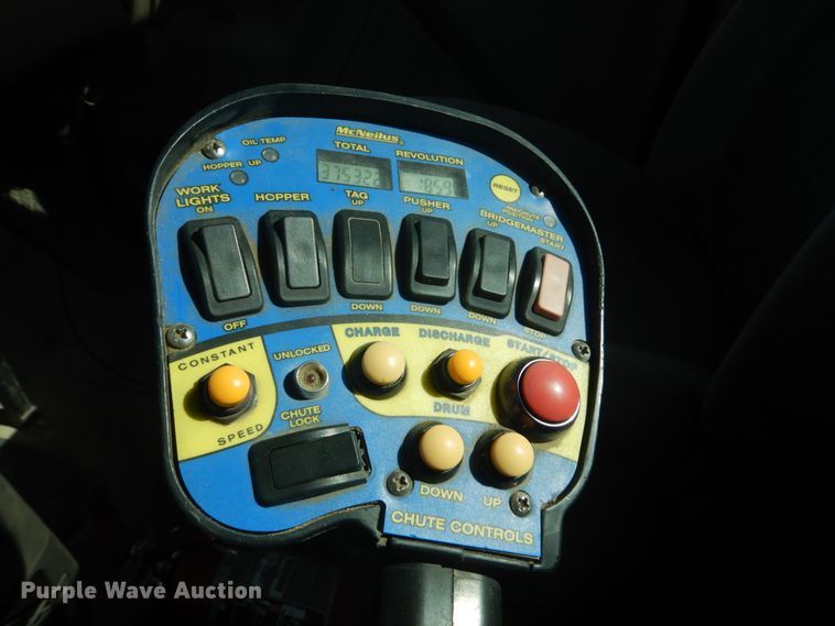 image for item HE9665 2007 Sterling LT9511  ready mix truck