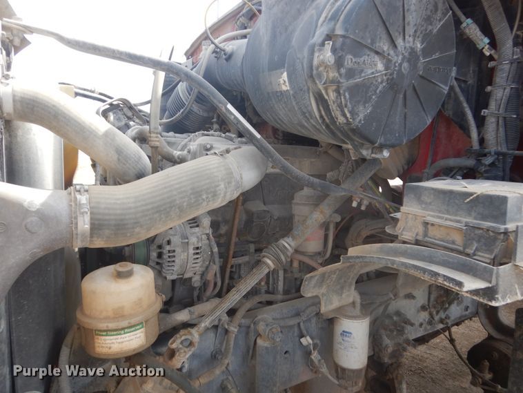 image for item HE9665 2007 Sterling LT9511  ready mix truck